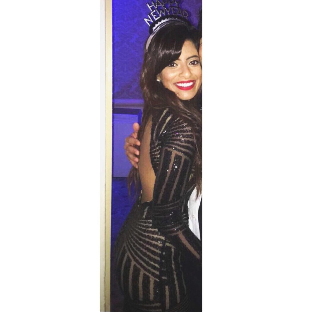Boohoo: Sequin dress (NYE) - Picture 2 of 4